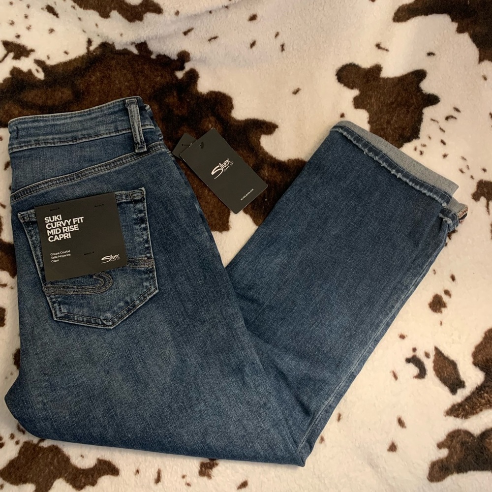 Silver Jeans Capris